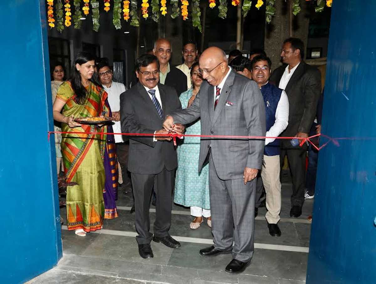 कौशल विकास केन्द्र का शारदा विवि के आईक्यूएसी विभाग में हुआ शुभारम्भ कौशल विकास केन्द्र का शारदा विवि के आईक्यूएसी विभाग में हुआ शुभारम्भ